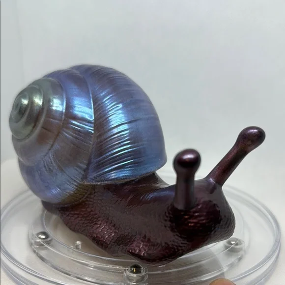 Iridescent Resin Snail Figurine - Picture 11 of 12